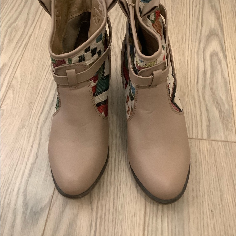 Altar’d State patterned booties❤️❤️❤️❤️ - Picture 9 of 12